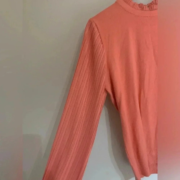 Elegant blouse balloon sleeves peach/salmon color | size large see measurements - Picture 3 of 8